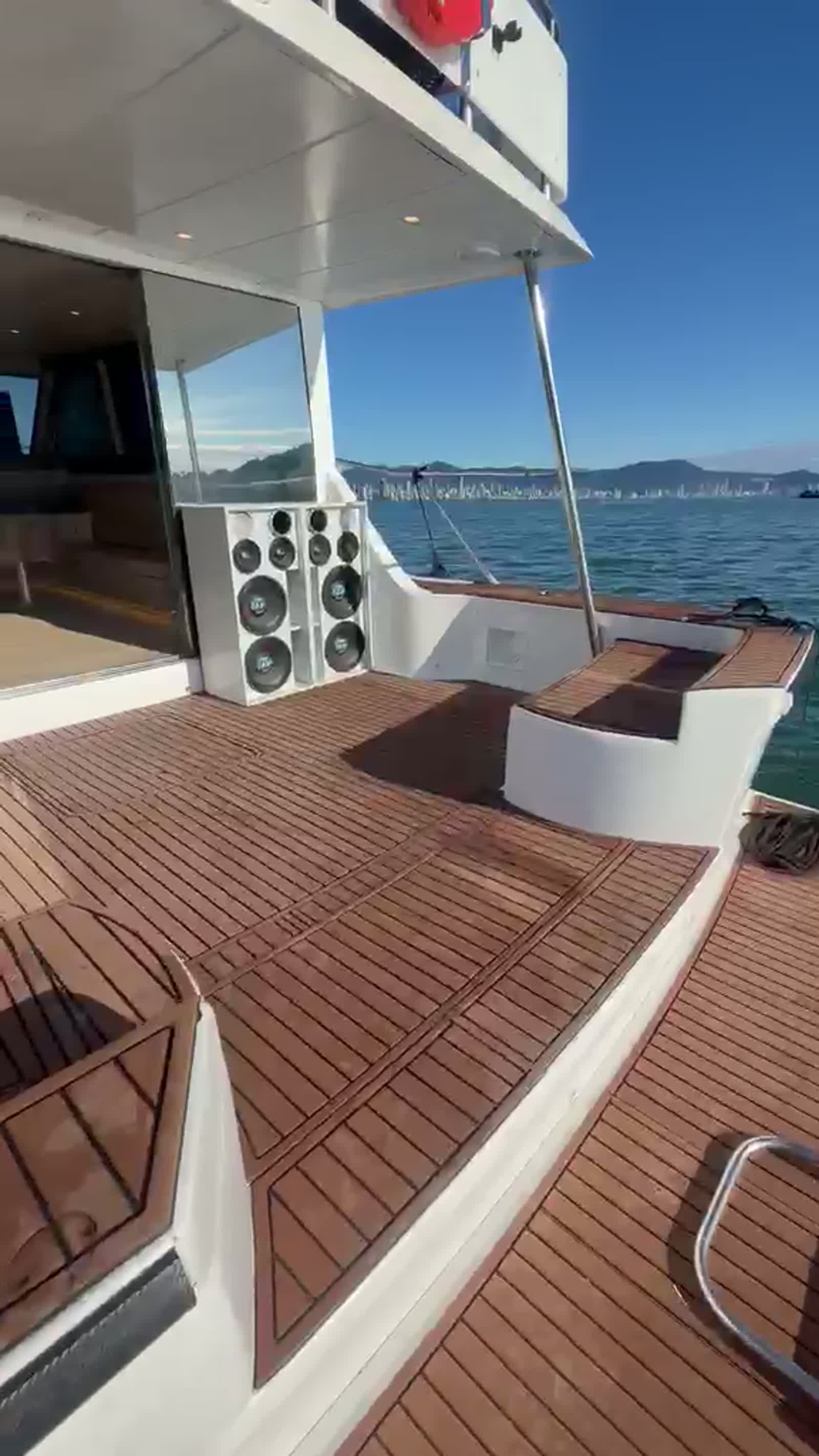 Lancha Tecnomarine 50 pés — foto 5